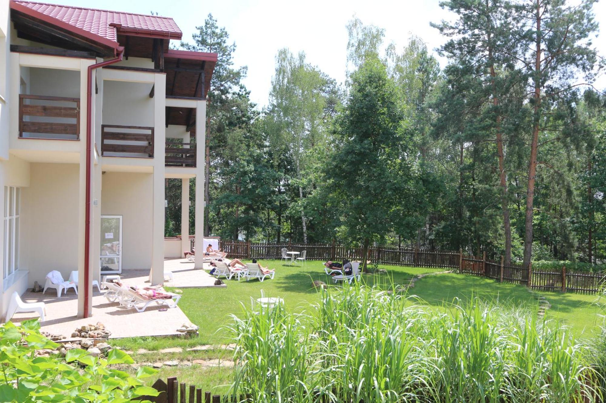 Cztery Wiatry Aparthotel Korytnica  Dış mekan fotoğraf